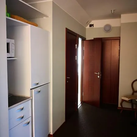 Viesu Nams Amrai בית הארחה *